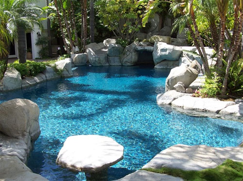 natural swimming pool