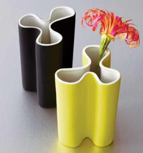 Choose simple vases interior