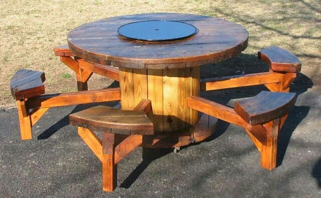 Wonderful Design DIY Recycled Wooden Spool Furniture Ideas