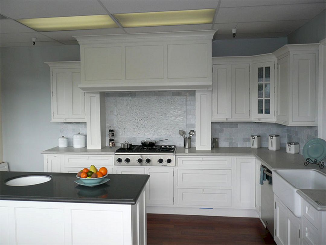 Kitchen Cabinets White Appliances And White (Kitchen ...