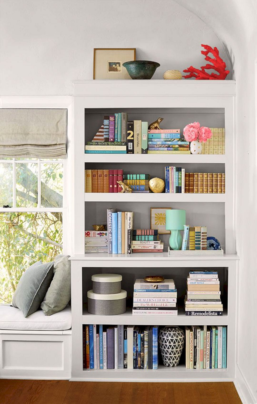 Latest How To Decorate A Bookcase Info