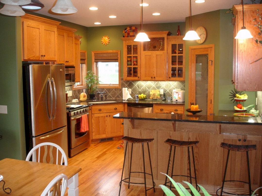 Green Color Kitchen Walls With Oak Cabinets (Green Color ...