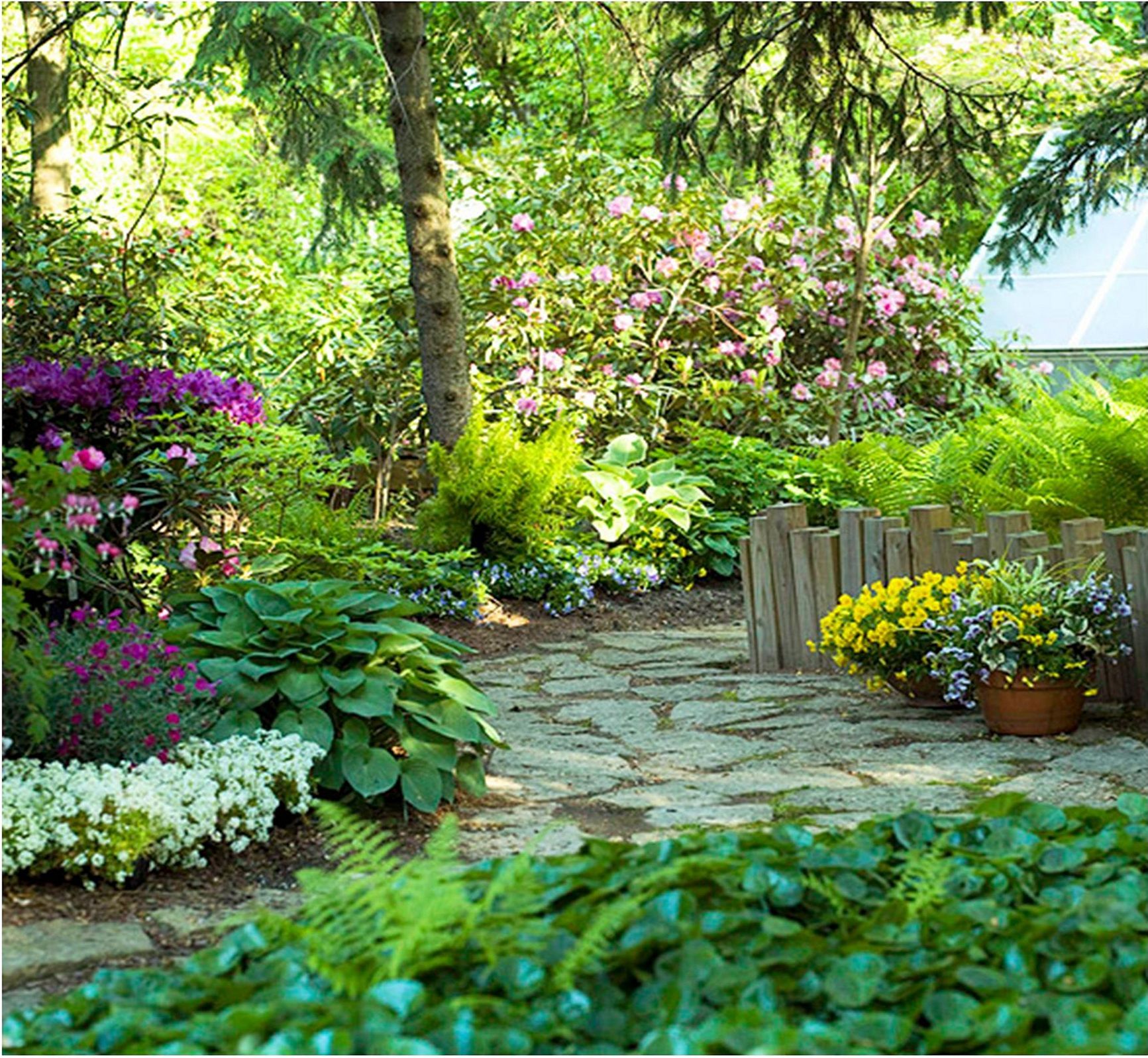 Affordable Beautiful Garden Path Ideas