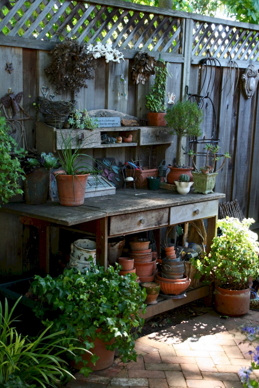 Garden Design Ideas Small Spaces (Garden Design Ideas ...