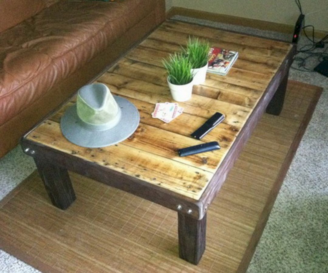 Pallet Wood Coffee Table Design 10