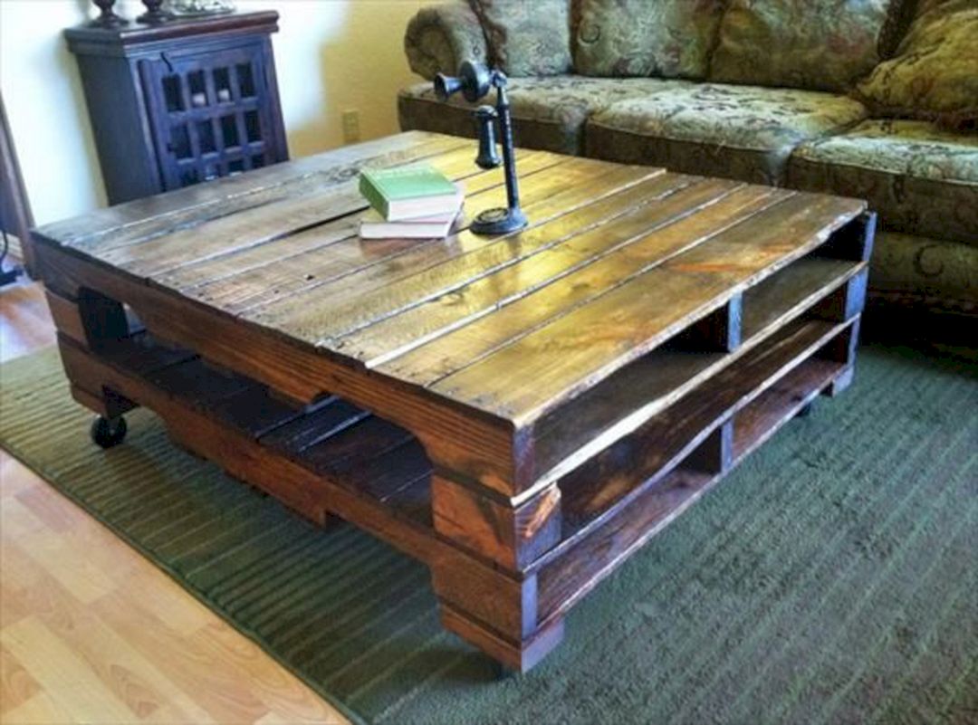 Pallet Wood Coffee Table Design 30
