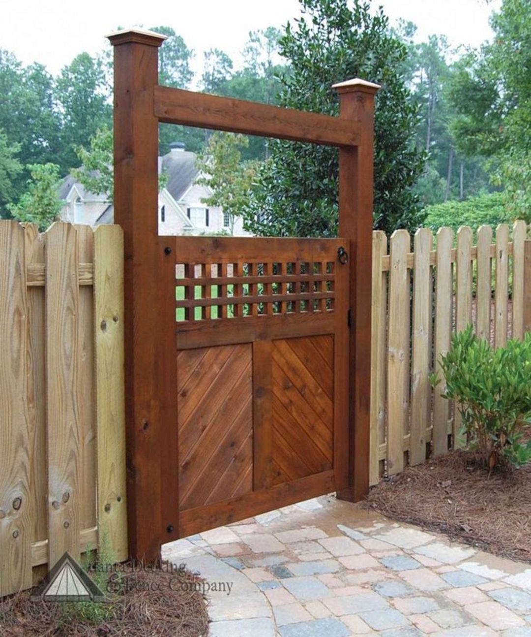 Wooden Backyard Fence Design 28