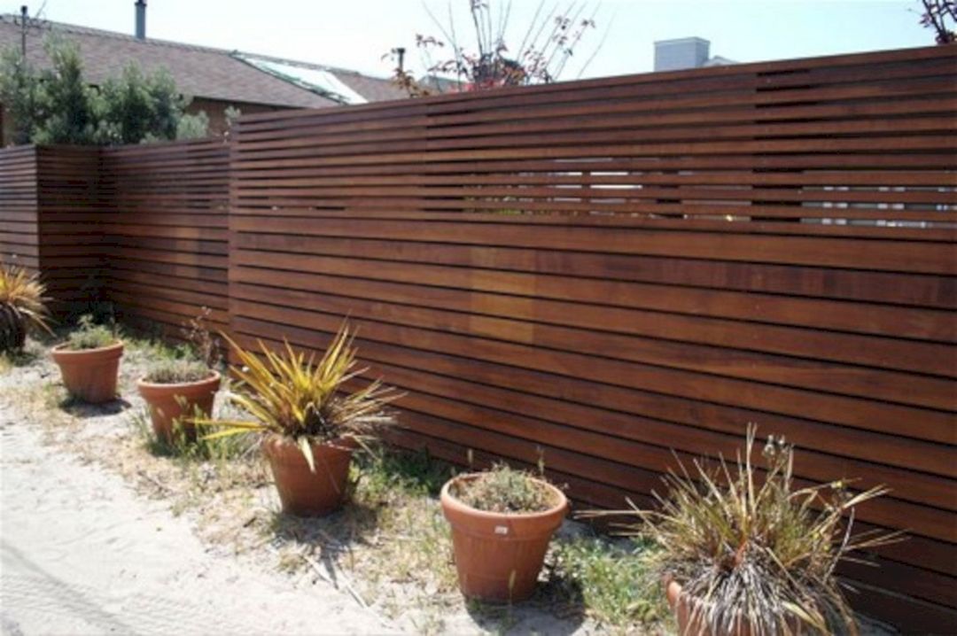 Wooden Backyard Fence Design 5