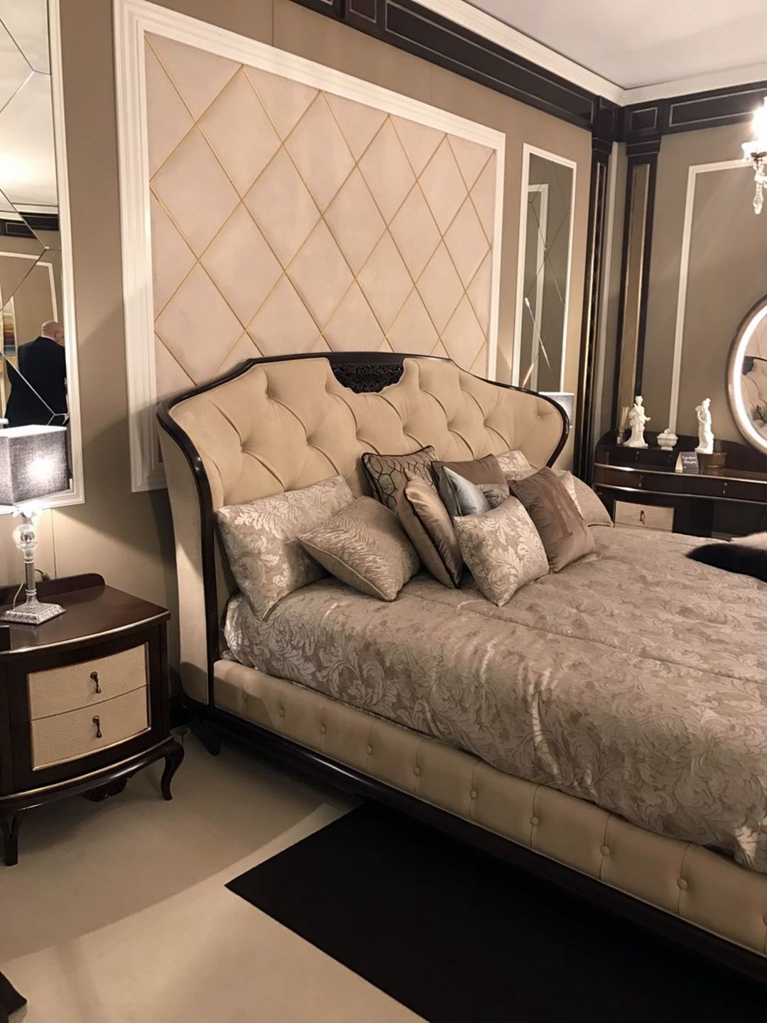 Baroque Bed With Curved Headboard For A Cream Neutral Design From Homedit