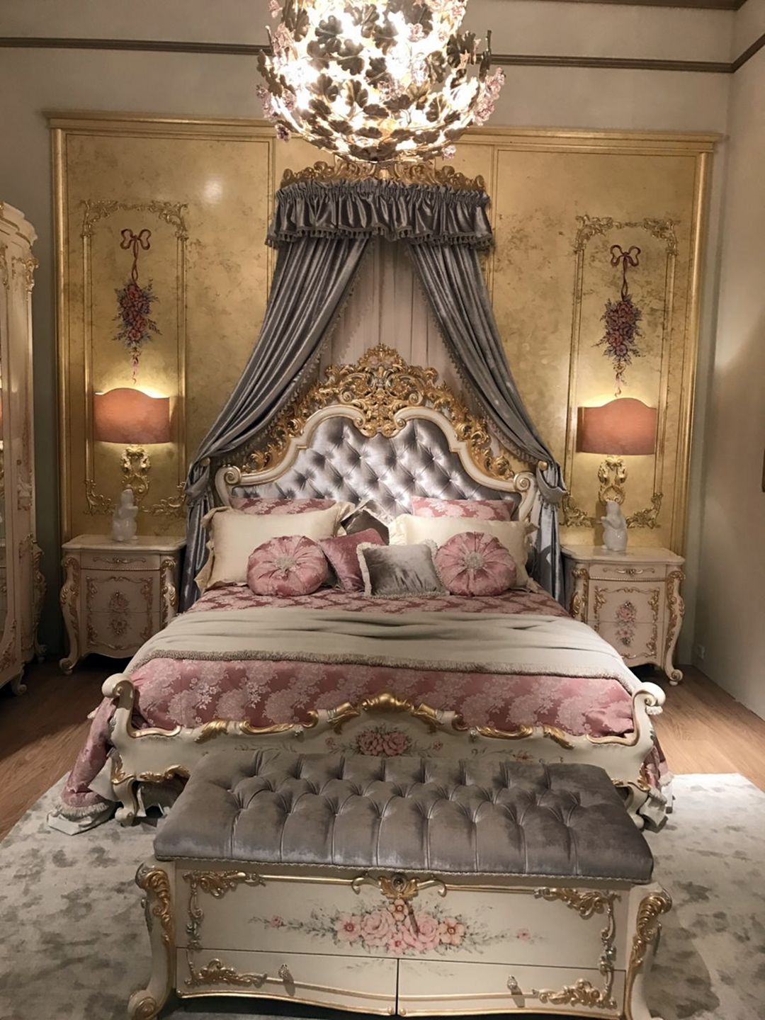 Decorating A Princess Bedroom With Baroque Beds And Tufted Bed From Homedit