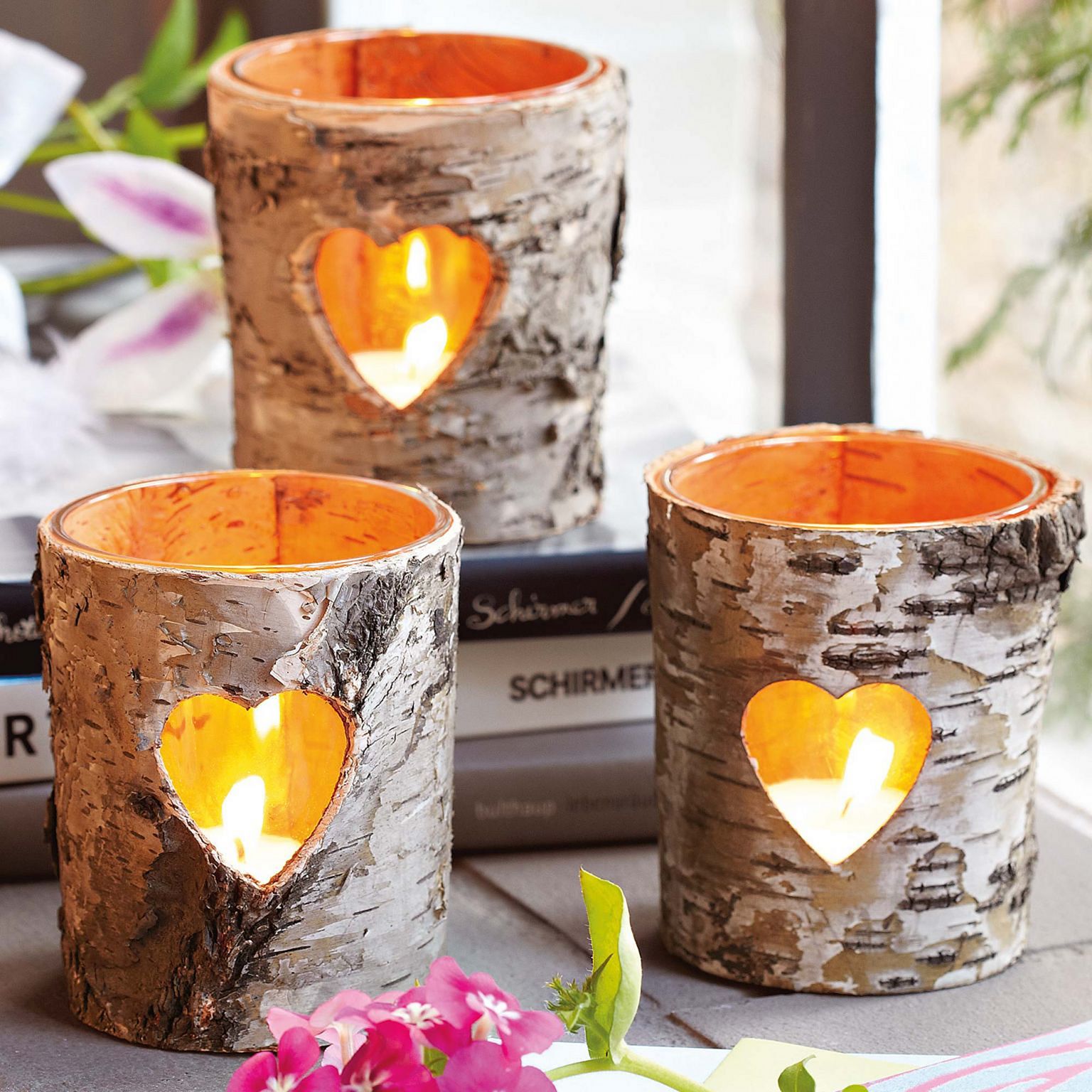 Woodsy And Charming Fall Candle Decorations From Homebnc