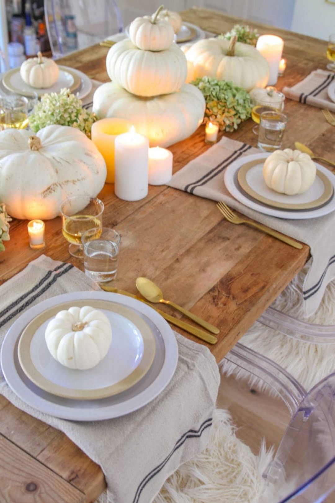 Rustic And Simple Thanksgiving Table From Modern-glam